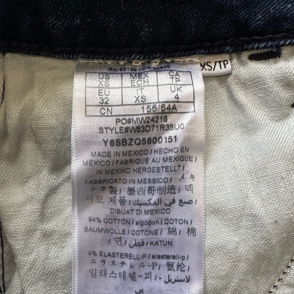 Guess distressed denim mini skirt XS - Picture 6 of 7